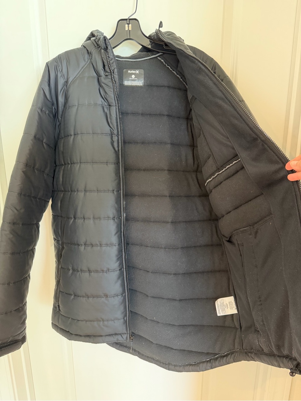 Hurley Black Quilted Hooded Puffer Jacket - Picture 6 of 13